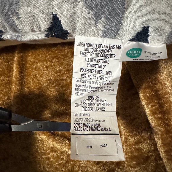 Brentwood Blue and Gray Accent Pillows with Geometric Design - Picture 6 of 9